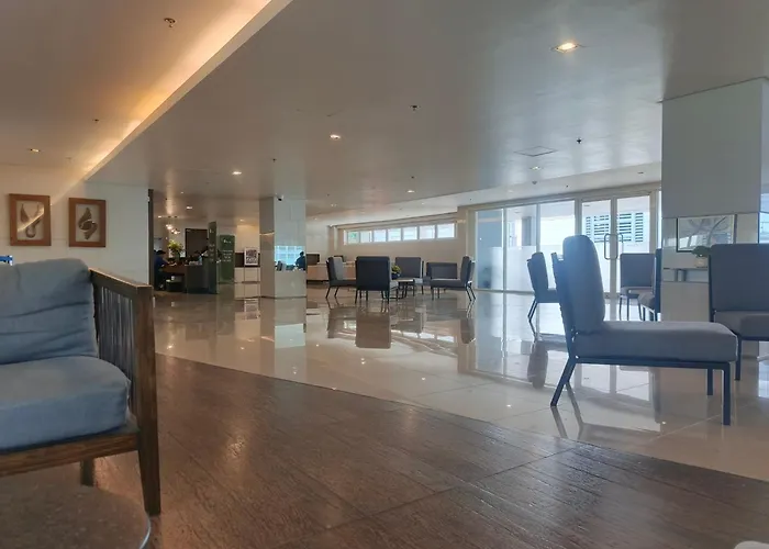 Trees Residences, Fairview